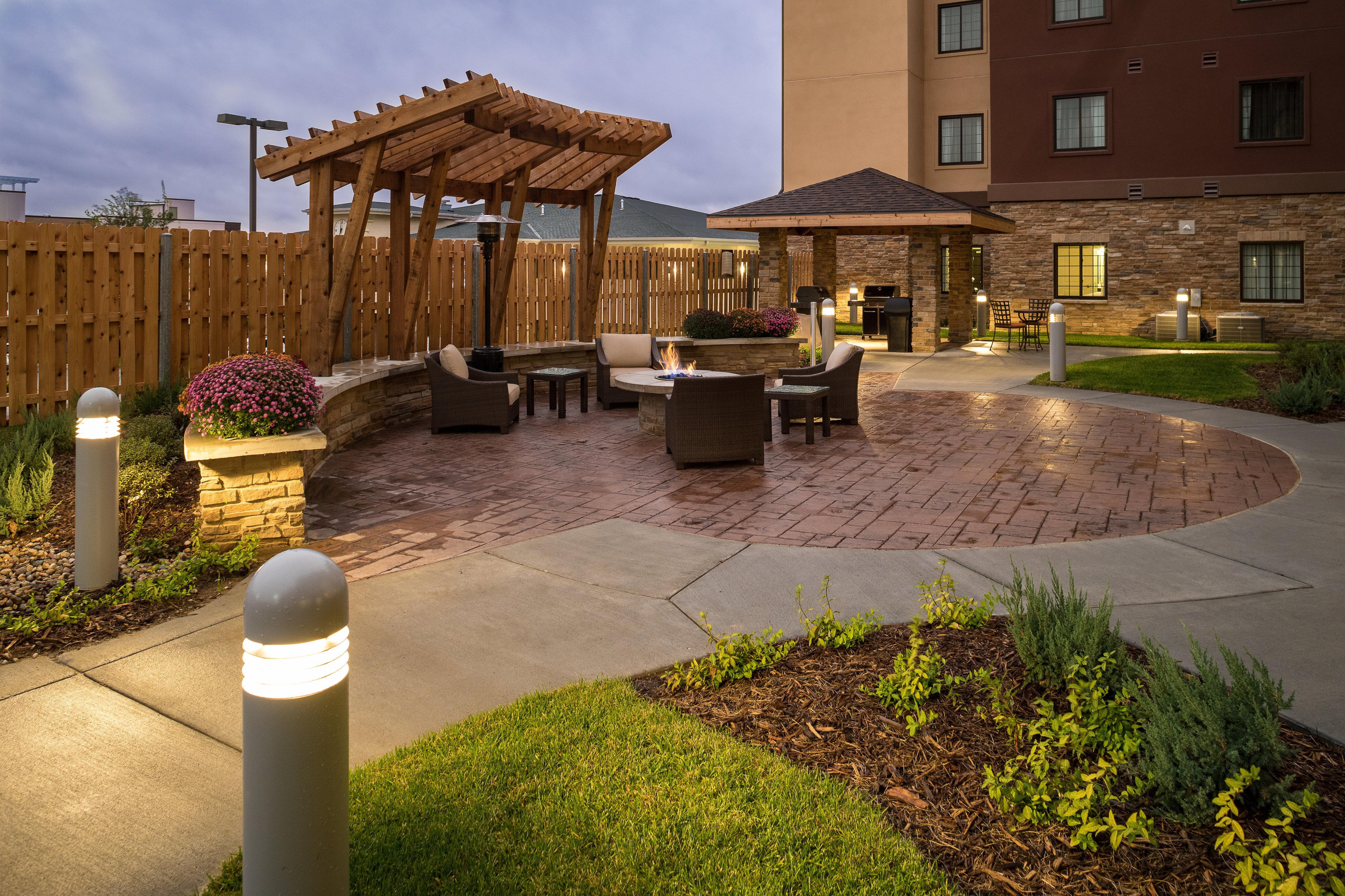 Staybridge Suites Omaha West By Ihg Exterior photo